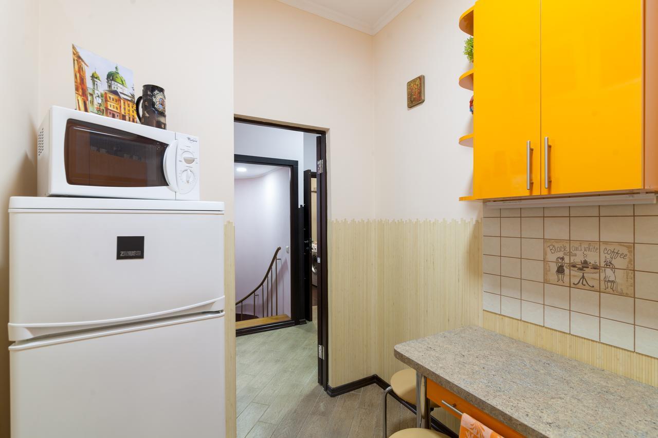 Lux Apart Lviv Apartments Bagian luar foto