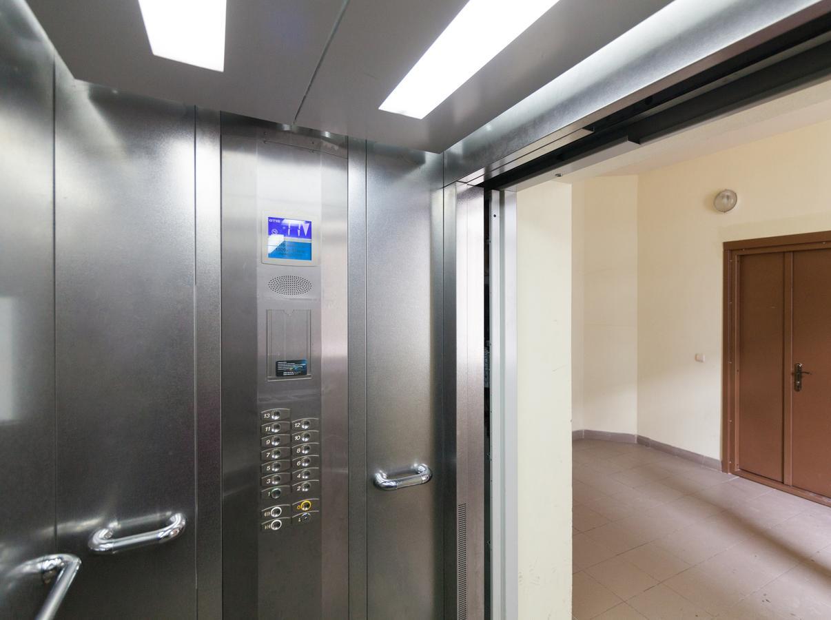 Lux Apart Lviv Apartments Bagian luar foto